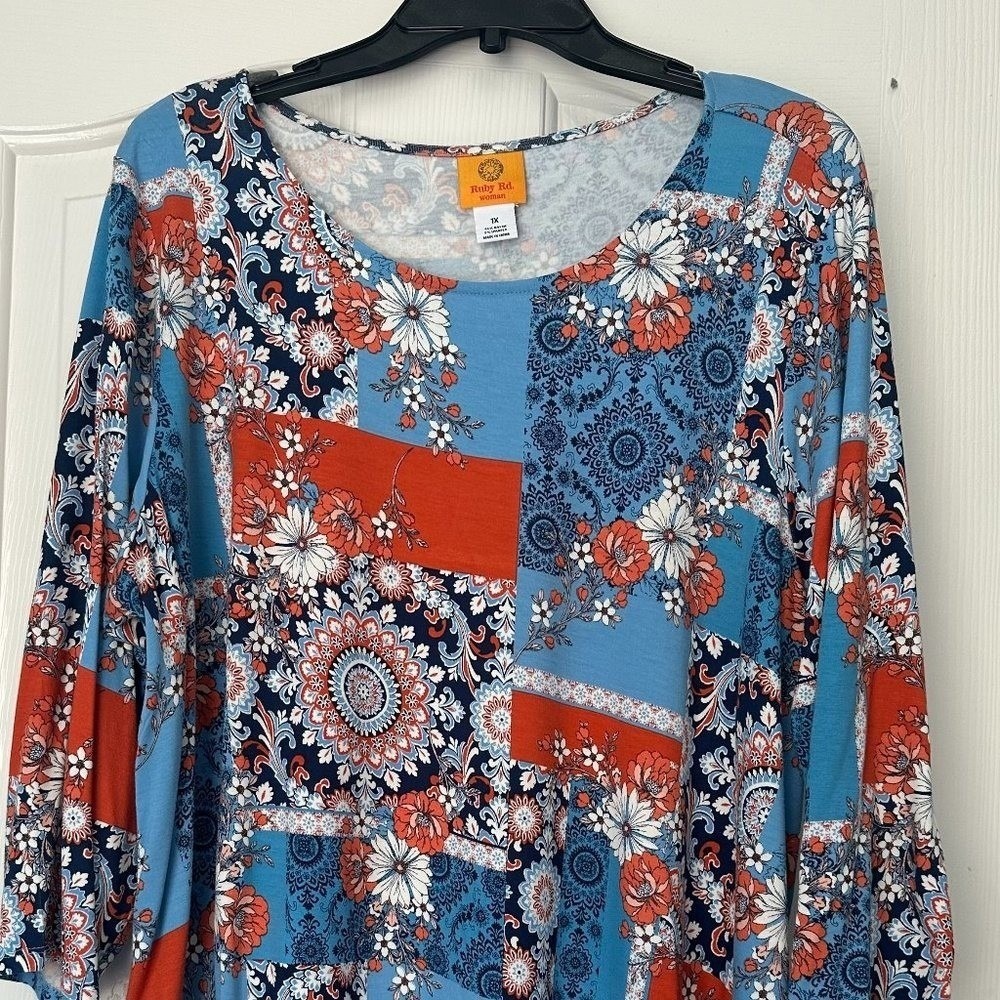 Ruby Rd Woman Plus 1X Blue Orange Floral Patchwork 3/4 Sleeve Knit‎ Top Shirt
